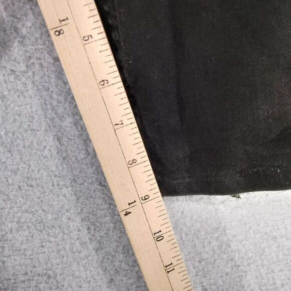 Levis Jean Shorts Mens Sz 38 x 9" Denim Black Cut Off Bermuda  Relaxed Denim - Picture 6 of 11